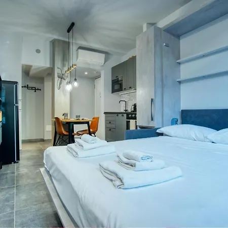 Italianflat - Angolino Dei Navigli * ミラノ